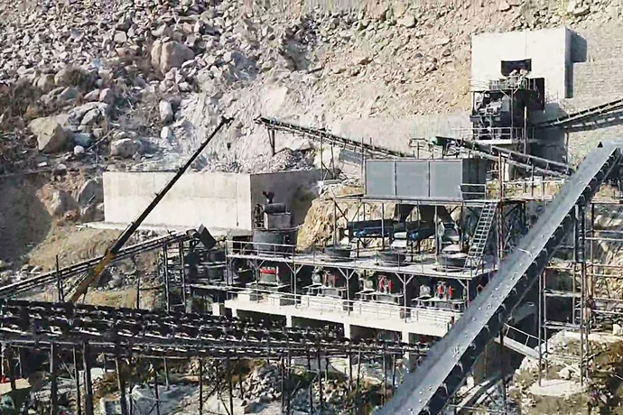 山東600-700噸/時花崗巖破碎生產(chǎn)線